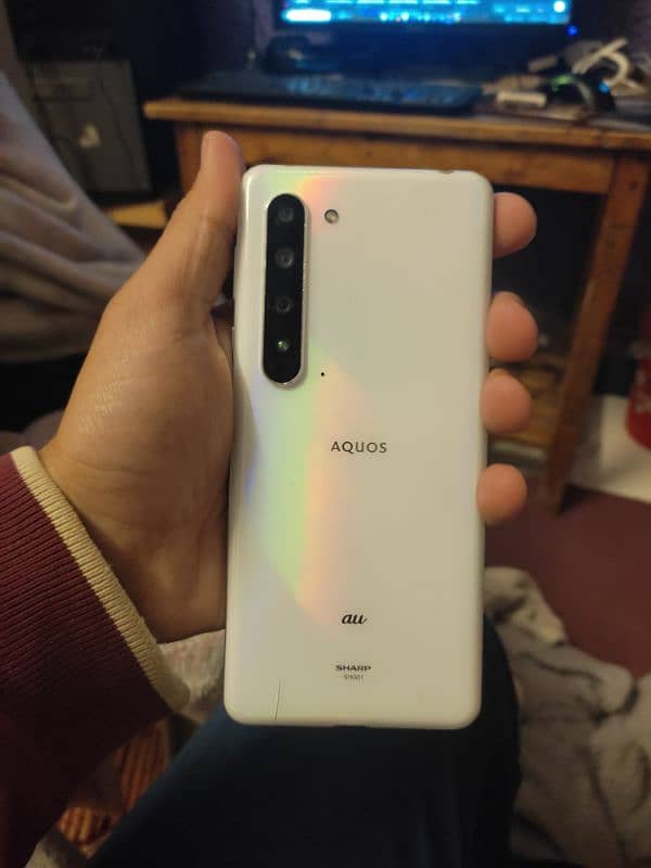 Aquos R5G gaming phone 1