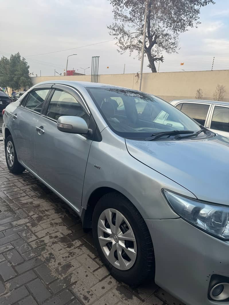 Toyota Corolla GLI 2013 1