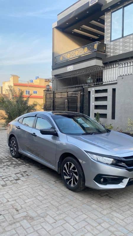 Honda Civic Oriel 2017 0