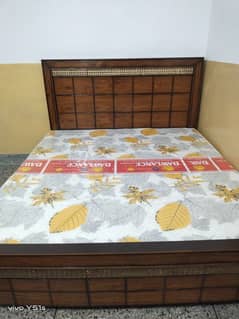 King size bed with mattress