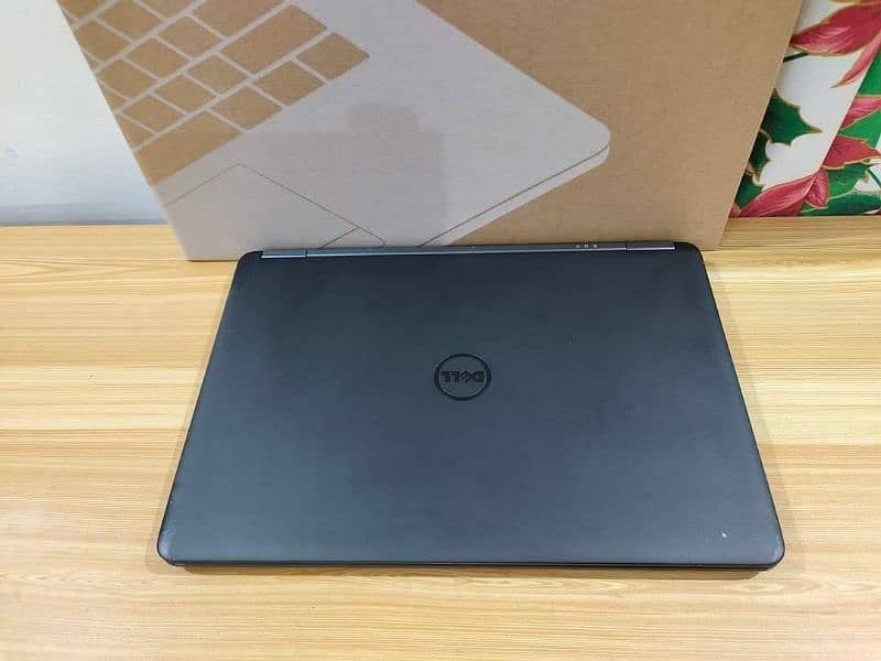 Dell latitude 7450 core i 5 5th gen 1