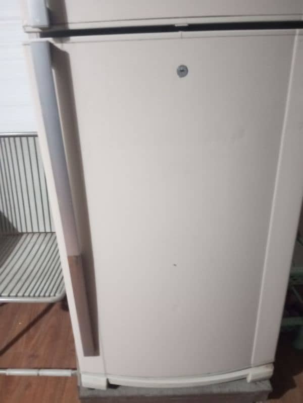 Dawlance refrigerator in perfect condition for sale 1