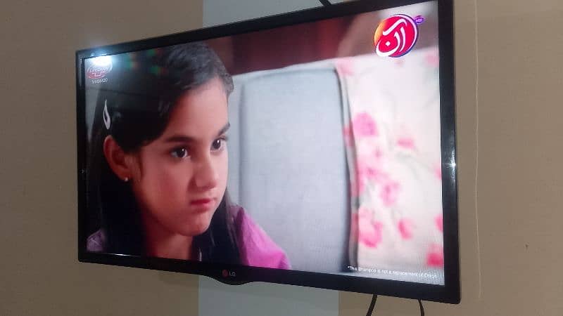 LG 32" led simple 1