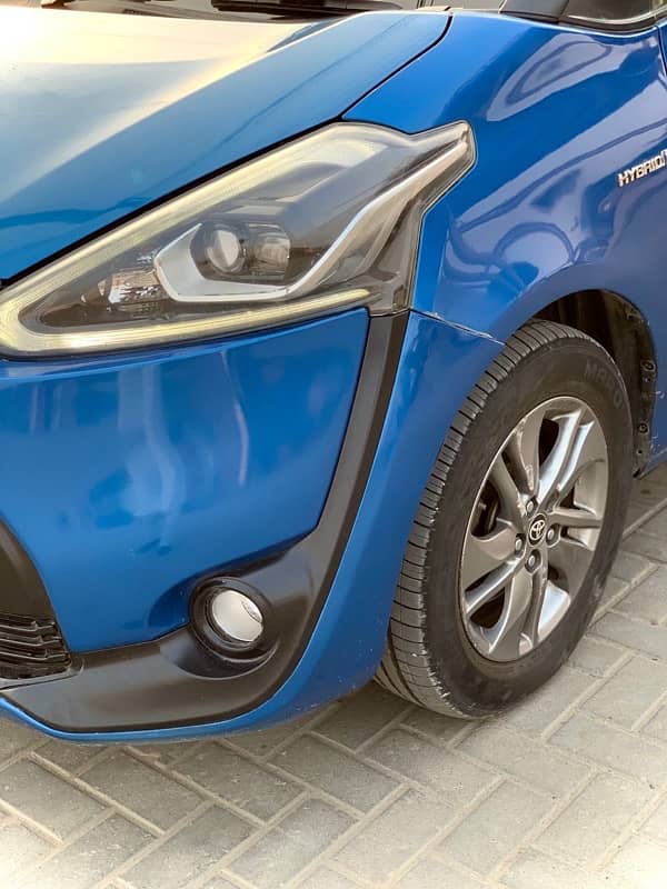 Toyota Sienta 2016/18 9