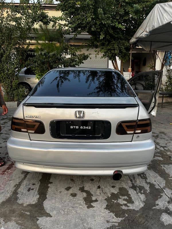 Honda Civic EXi 1995 4