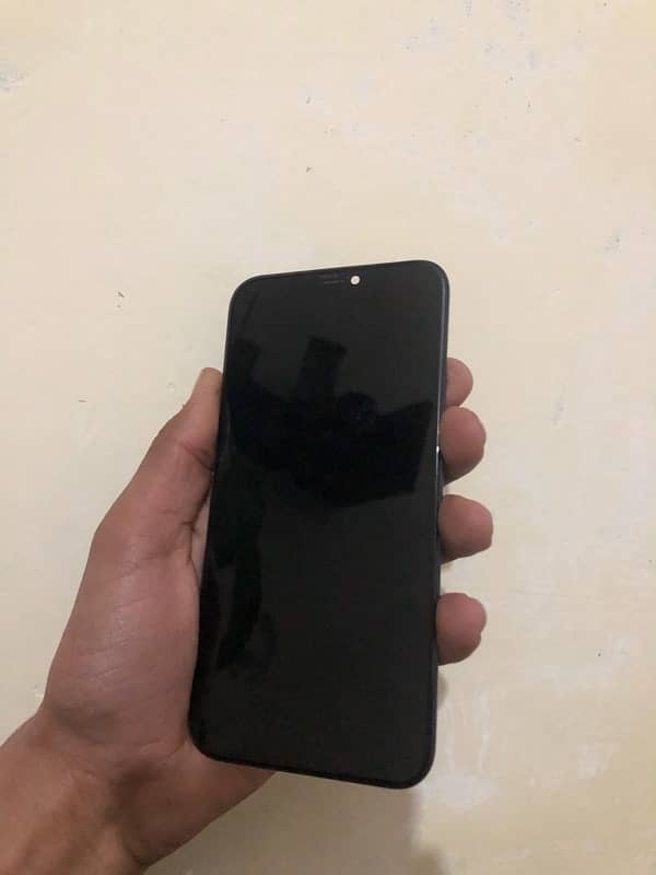 iphone 11 LCD 1