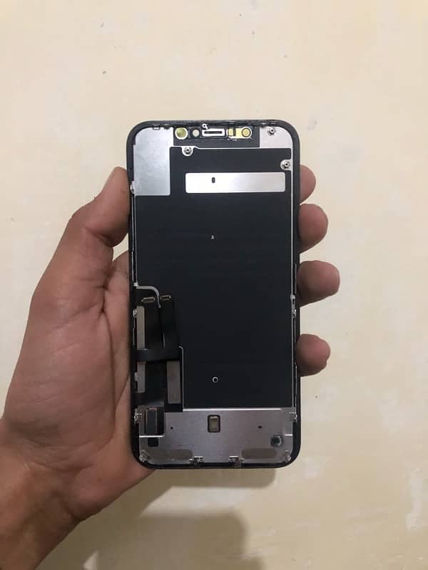 iphone 11 LCD 2