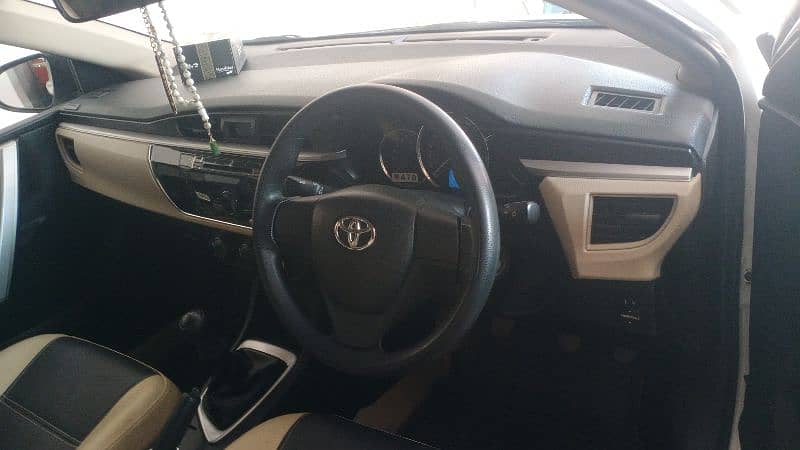 Toyota Corolla GLI 2015 6