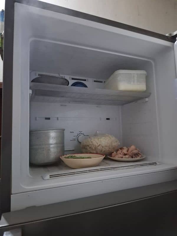 Samsung's Inventor Refrigerator full size 5