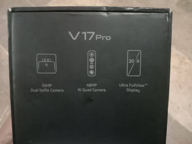 VIVO V17 Pro Crystal Black 1