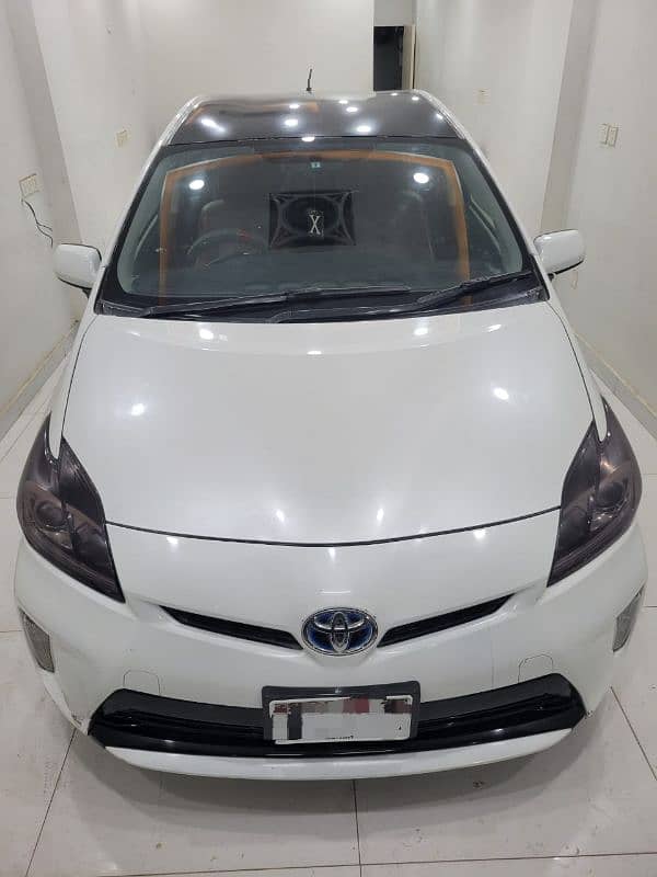 Toyota Prius S LED PKG. 5