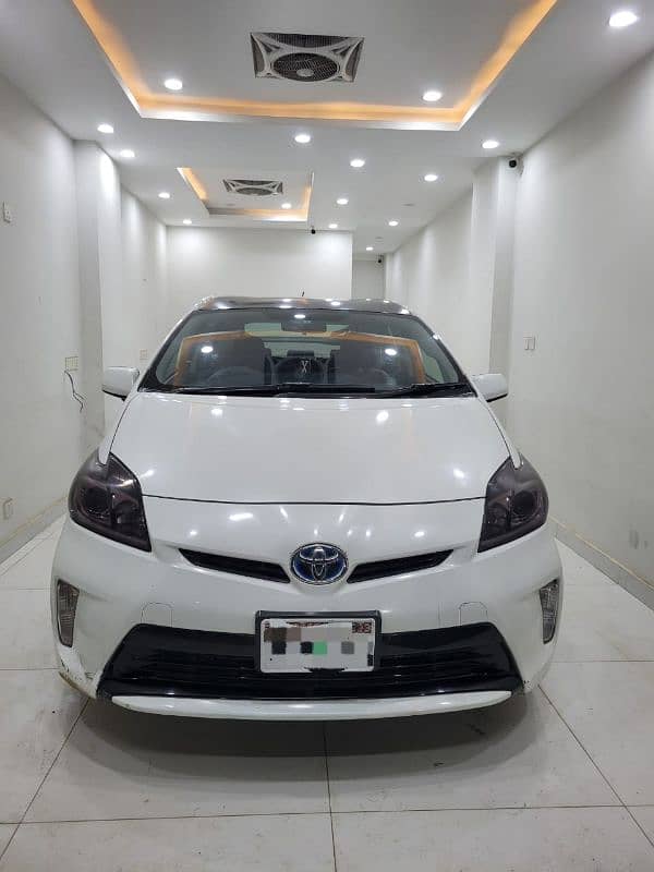 Toyota Prius S LED PKG. 10