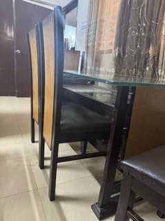 dining Table for urgent sale.