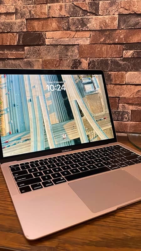 MacBook Air 2019, 13” i5, 8GB, 256GB 0