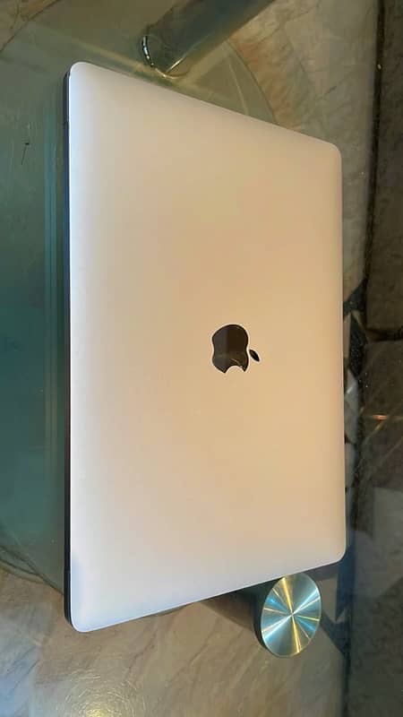 MacBook Air 2019, 13” i5, 8GB, 256GB 3