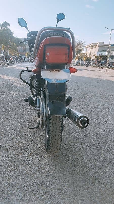 Honda CD 100 Islamabad Number just like new ( exchange possible) 6