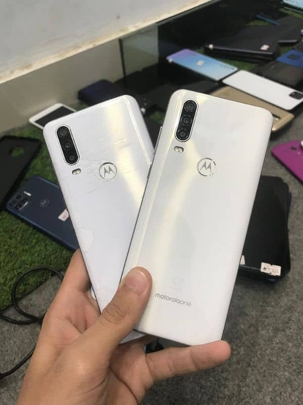 Motorola & vivo new phone available (3/32 sa 6/128 gb)  (6k sa 16k) tk 1