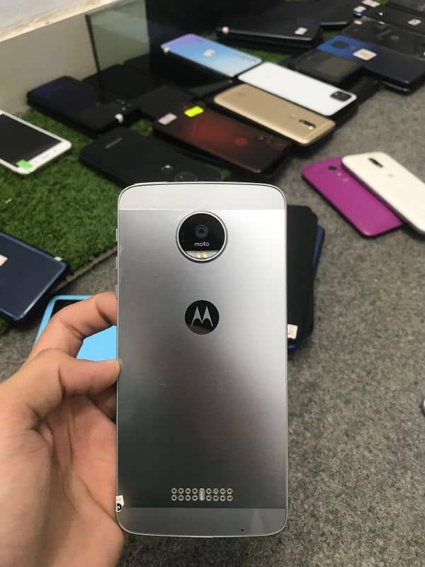 Motorola & vivo new phone available (3/32 sa 6/128 gb)  (6k sa 16k) tk 5