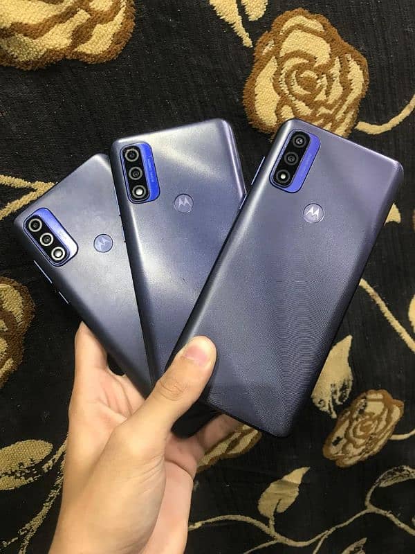 Motorola & vivo new phone available (3/32 sa 6/128 gb)  (6k sa 16k) tk 2