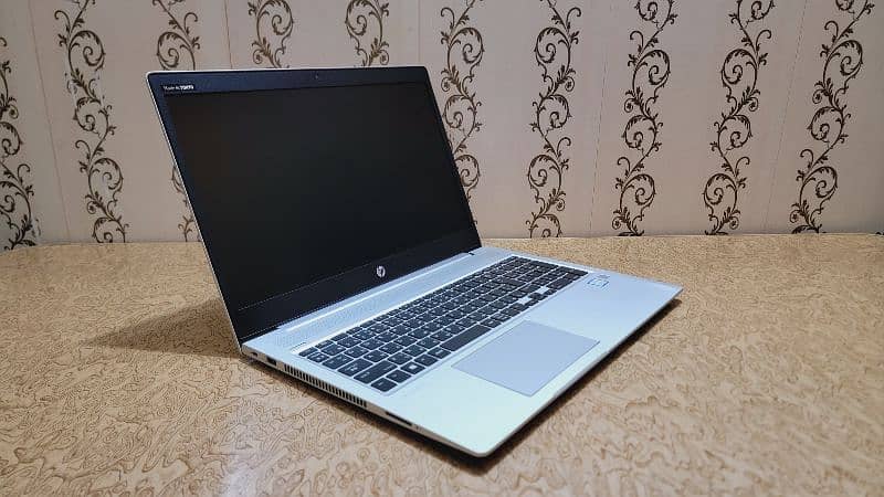 Laptop HP - G6 | 8th Generation | 15.6-inch 9