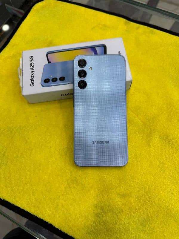 samsung A25 only 42000 0