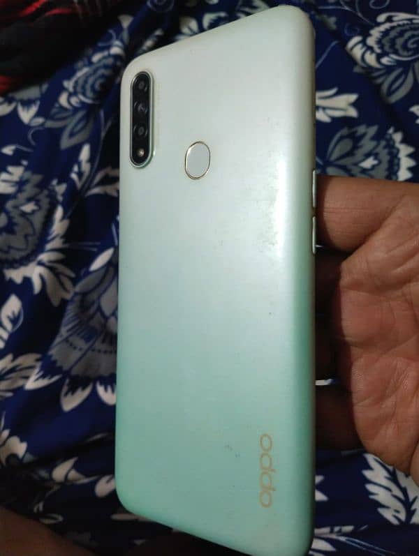 oppo A31 10