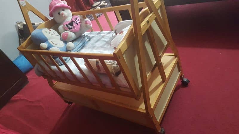 baby crib 0