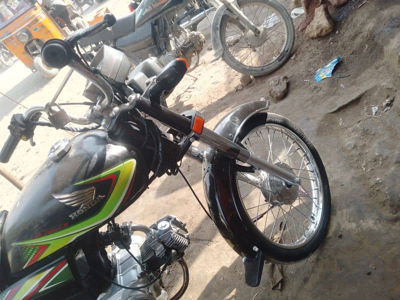 iam selling my Honda 2019 good condition 2