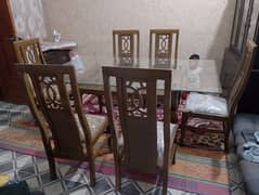 Dining table for sale