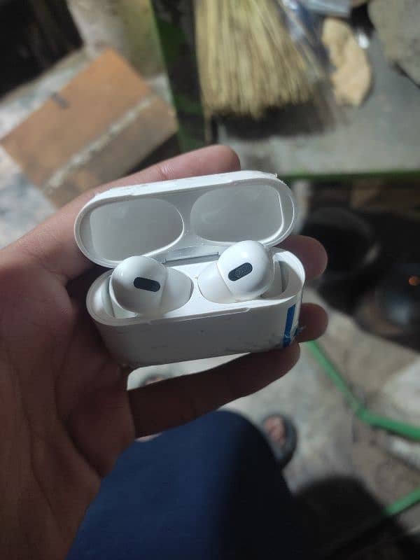 Airpods 1