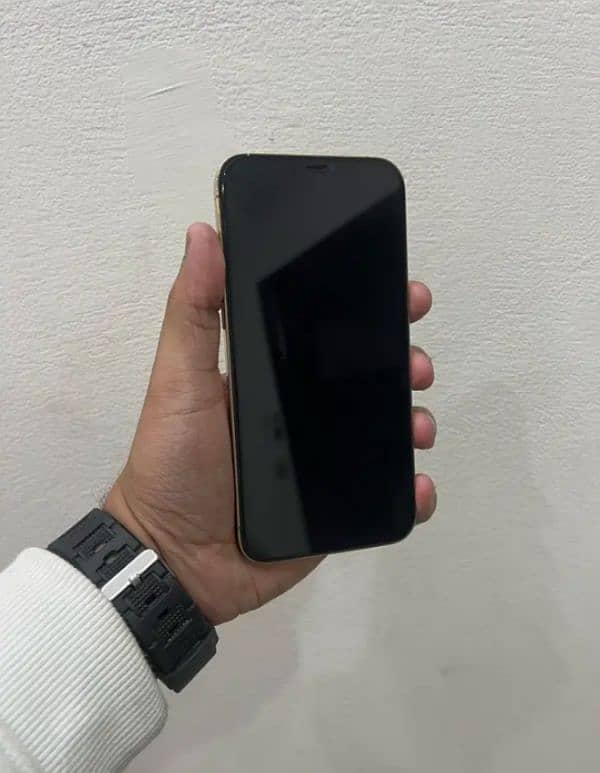 iphone 12 pro max 256 gb factory unlock whtsapp(03336279733) 1