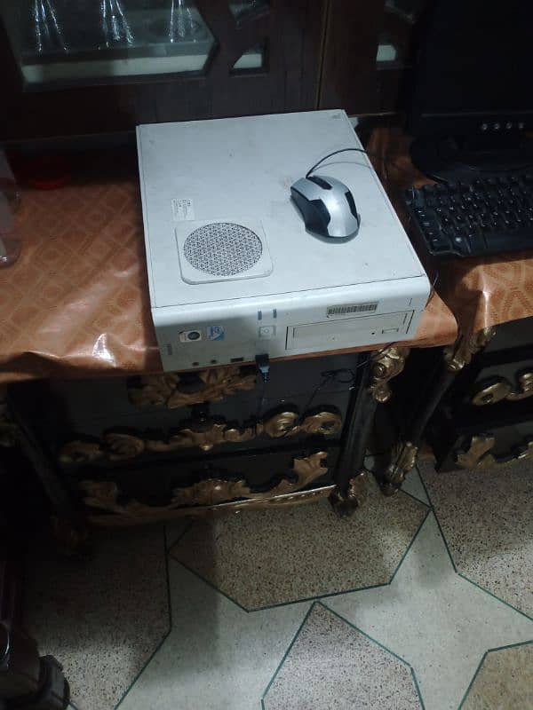 desktop for sale 3