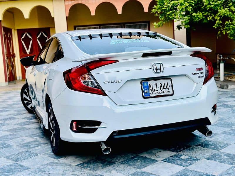 Honda Civic Oriel 2018 6