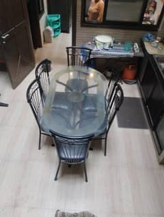 dining table in very good condition for sale number 03002479832 Anwer