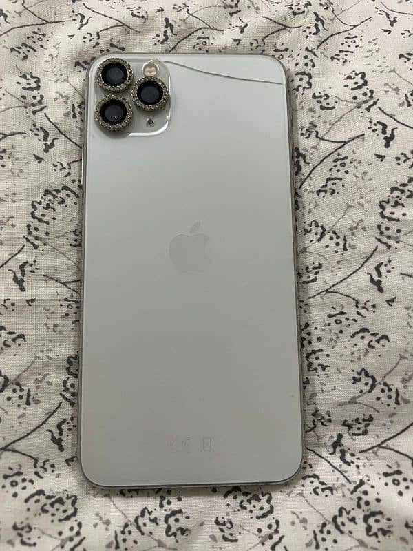 IPHONE 11 PRO MAX (NON PTA) 1