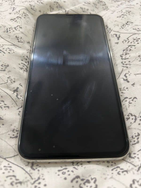 IPHONE 11 PRO MAX (NON PTA) 2