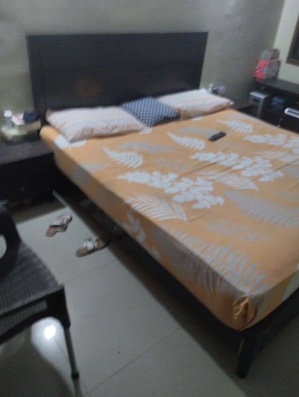 double bed with side tables in very good condition 03002479832 Anwer 0