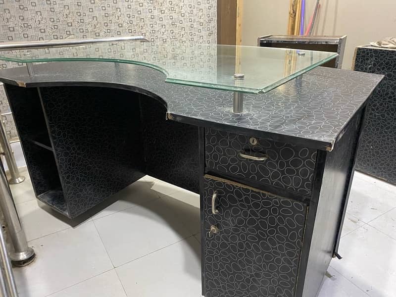 Office Table with Glass Top  in good condition 1