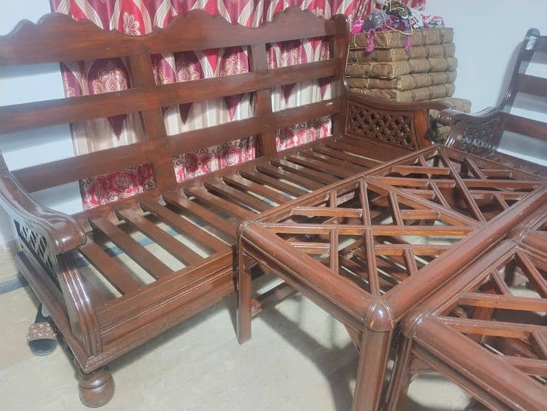 Wooden sofa set with gadian 3