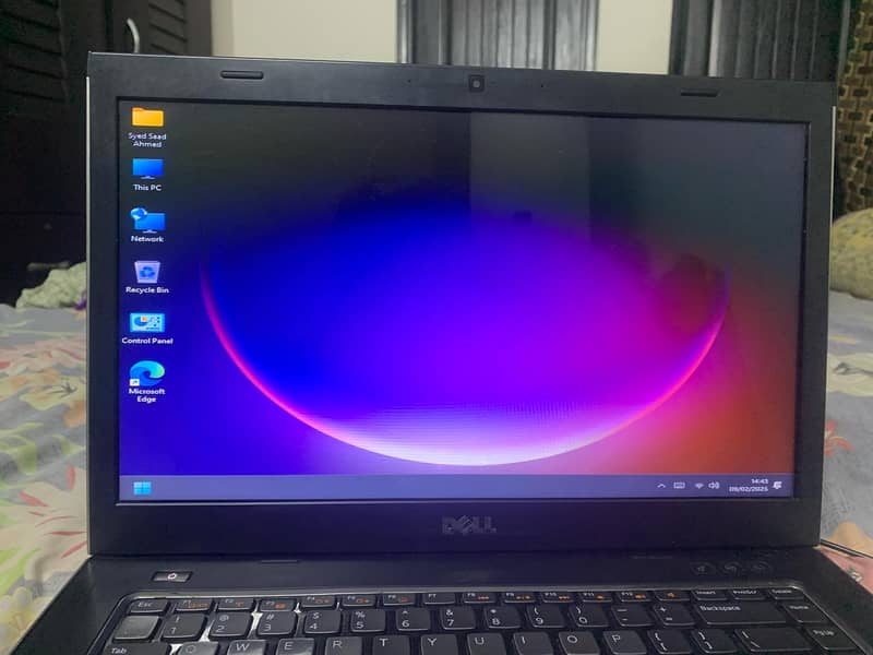 Dell Vostro 3550 0