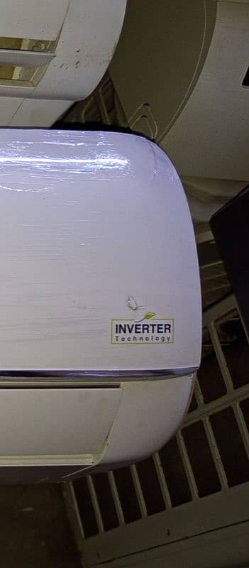 Kenwood DC inverter 1 ton 4