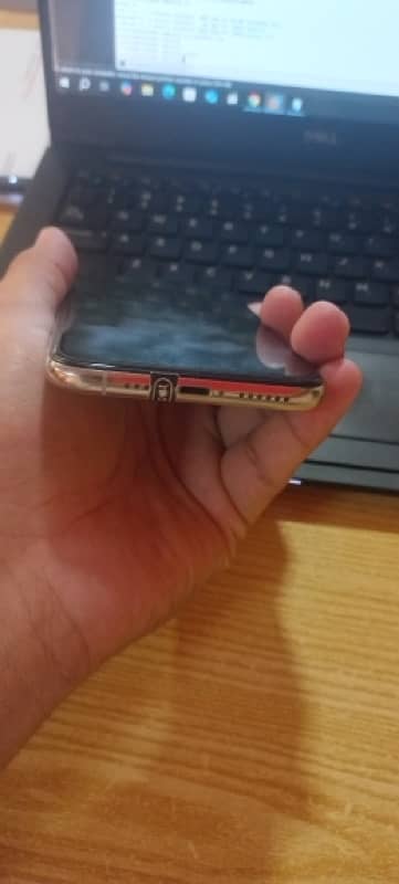 Urgent selling iPhone  XS pta approved. 4