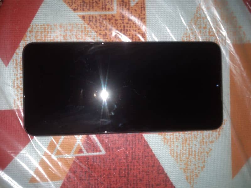 Itel A60s 4,+4 128Gb 0