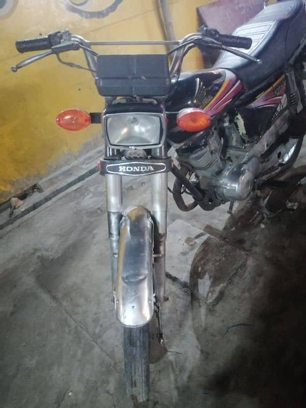 honda 125 model 2013 cell number 03322768005 3