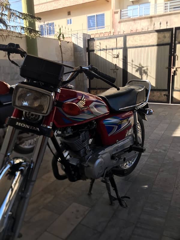 Honda 125cc 2022 3