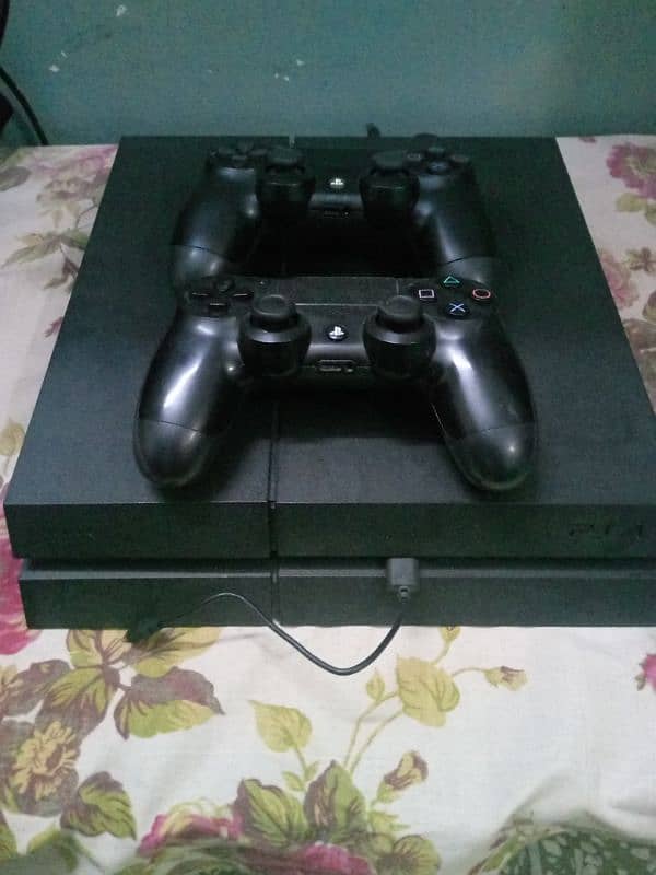 PS4 1TB  for sale. 0