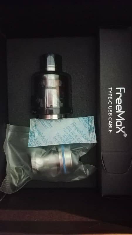 FREEMAX MAXUS MAX 168W POD KIT  (Just Box Open) 4