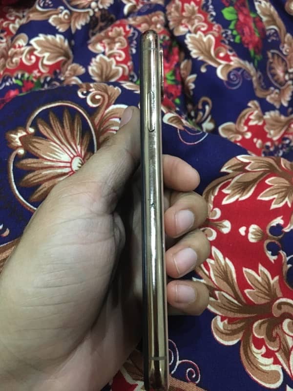 iPhone xs 512gb iCloud locked 2