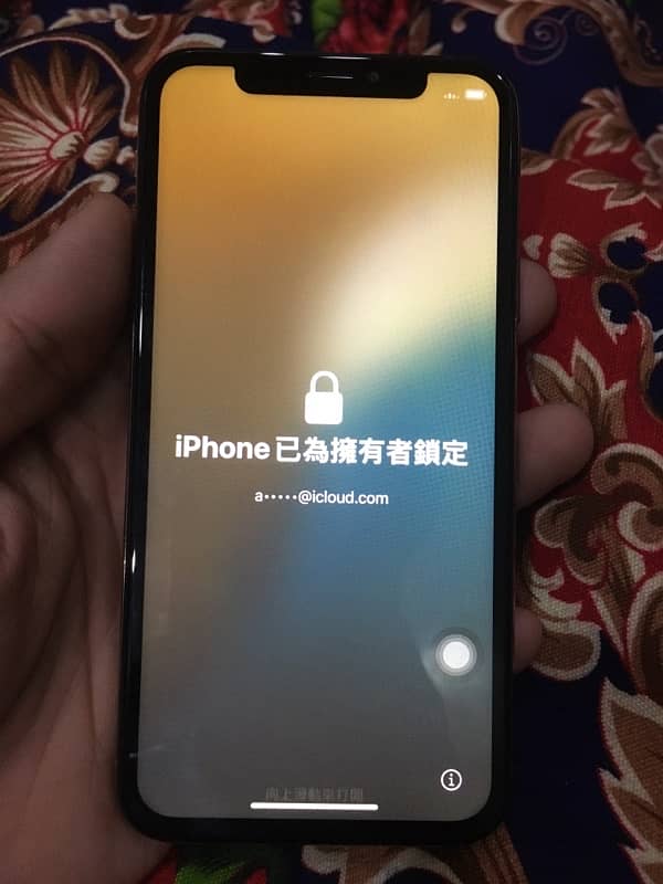 iPhone xs 512gb iCloud locked 5