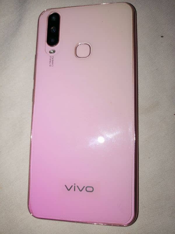 Vivo Y17 1